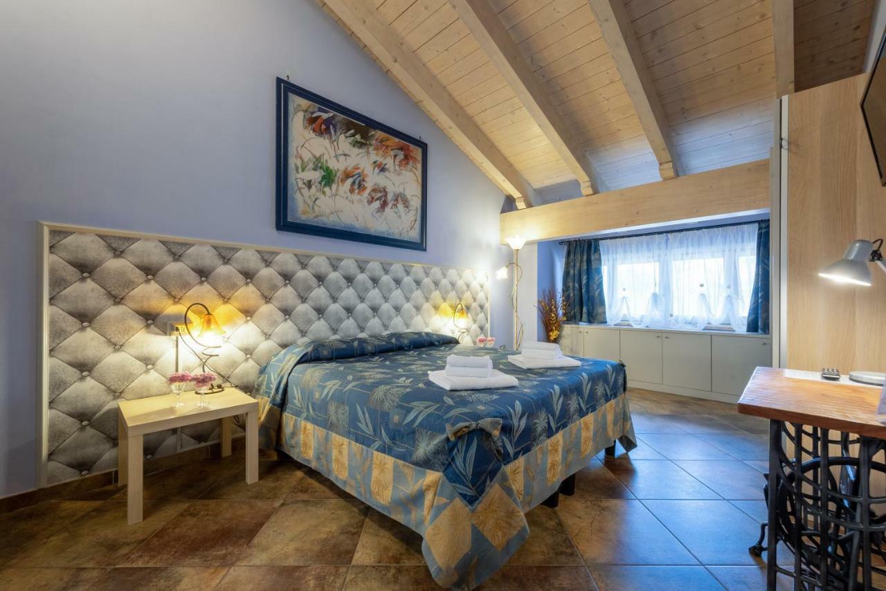 Villa Mery Casale Monferrato Exteriör bild